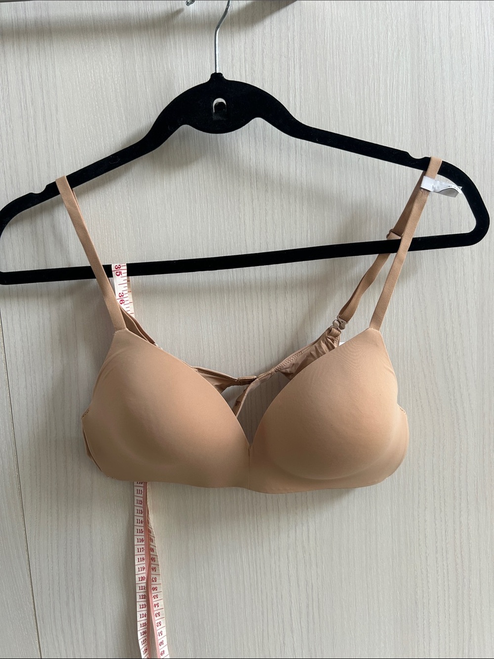 NWT GapFit Seamless Nude T-Shirt Bra - Women Intimates & Sleepwear 36aa